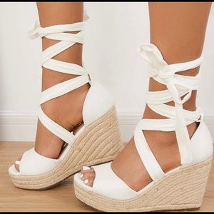 White tie up platform sandals size 8